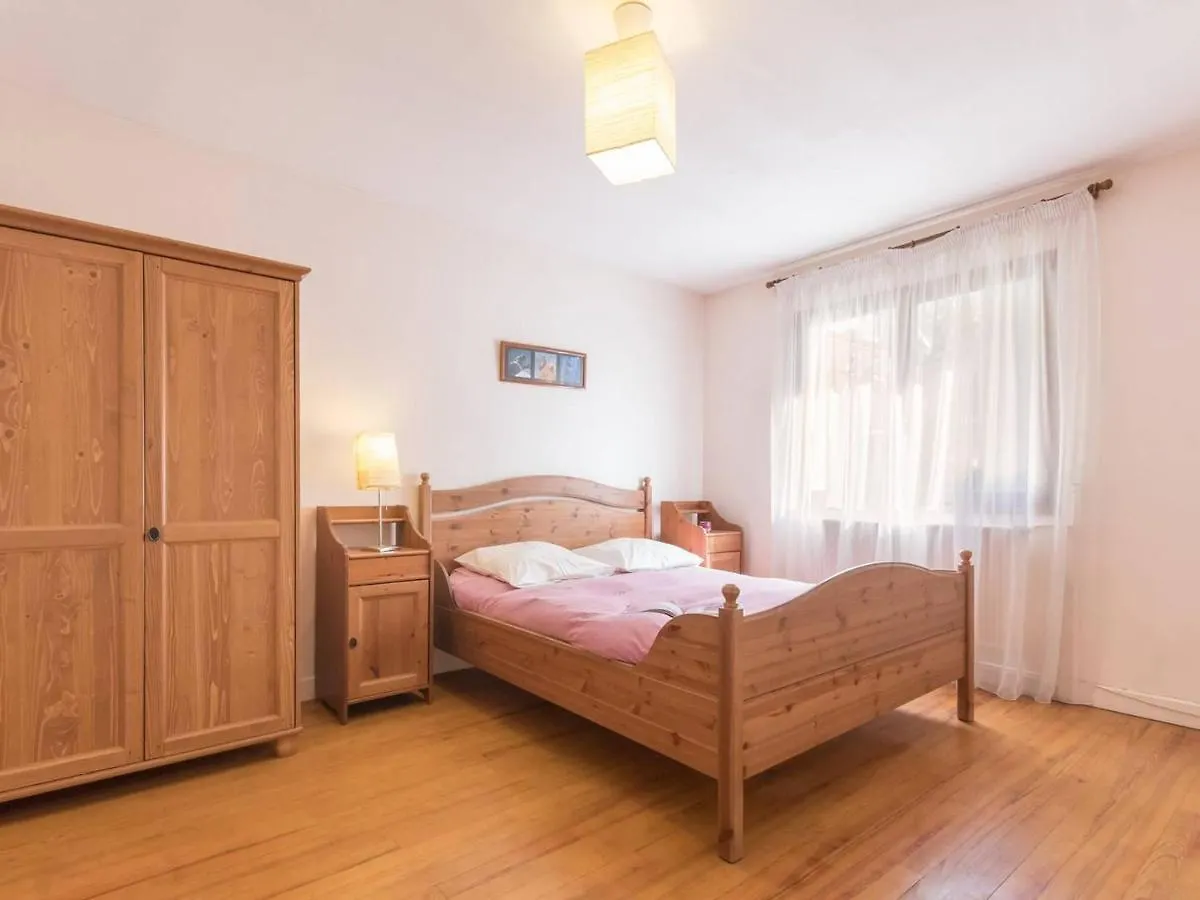 Apartment Spacieux Appartement 4 Pieces Avec Parking A Briancon - 8 Personnes - Fr-1-330C-55
